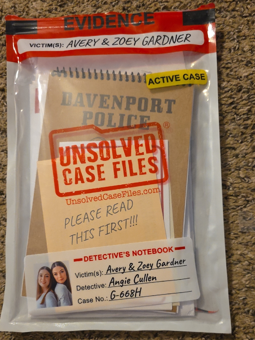 Unsolved Case Files, Avery & Zoey Gardner, Murder Mystery Game  LN